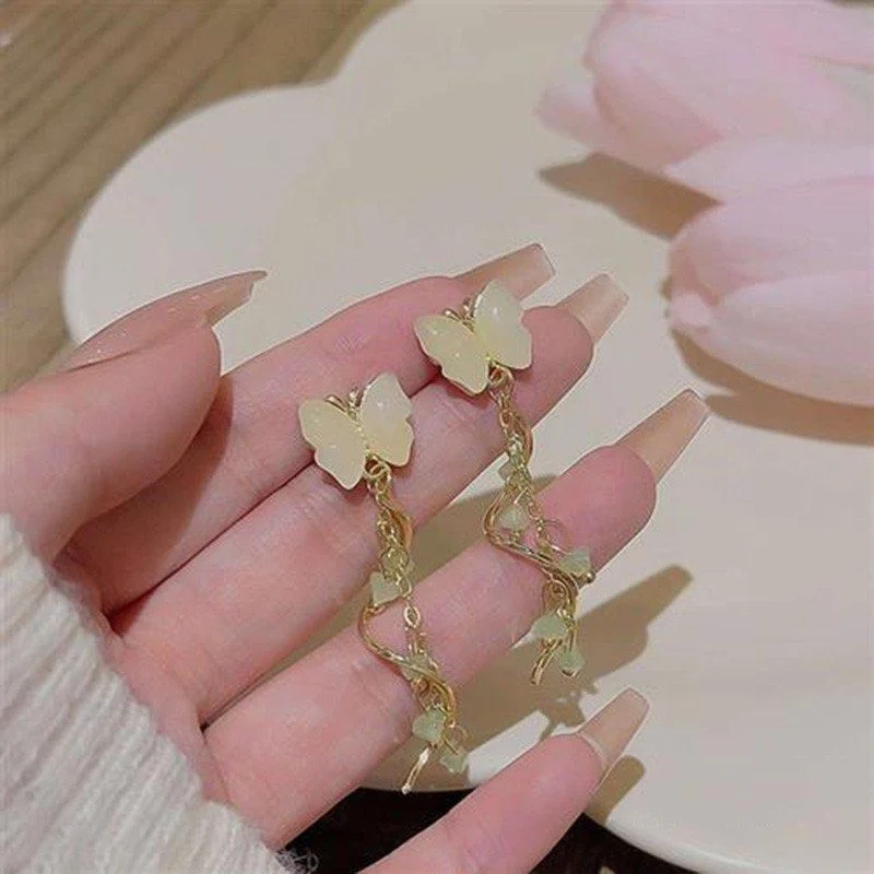 forbidden_palace_earrings_1711280136_b5c197ee_progressive forbidden palace earrings 1711280136 b5c197ee progressive