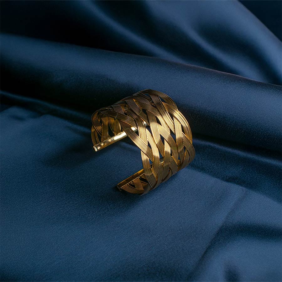 open-kada-bracelet-photoshoot open kada bracelet photoshoot